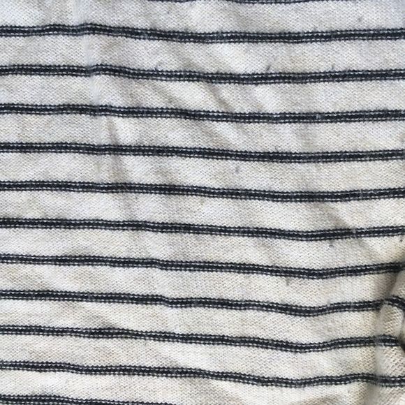 Gap lightweight summer “ticking”sweater. - Picture 6 of 10
